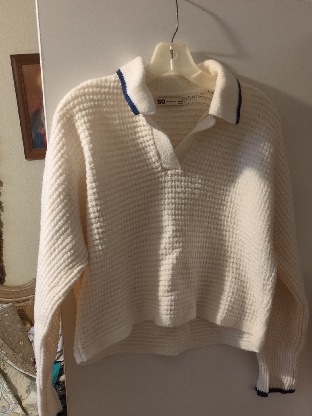 SO Cream Waffle Knit V-Neck Polo Sweater with Navy Trim